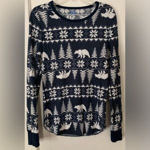 Woman’s Old Navy Thermal Top